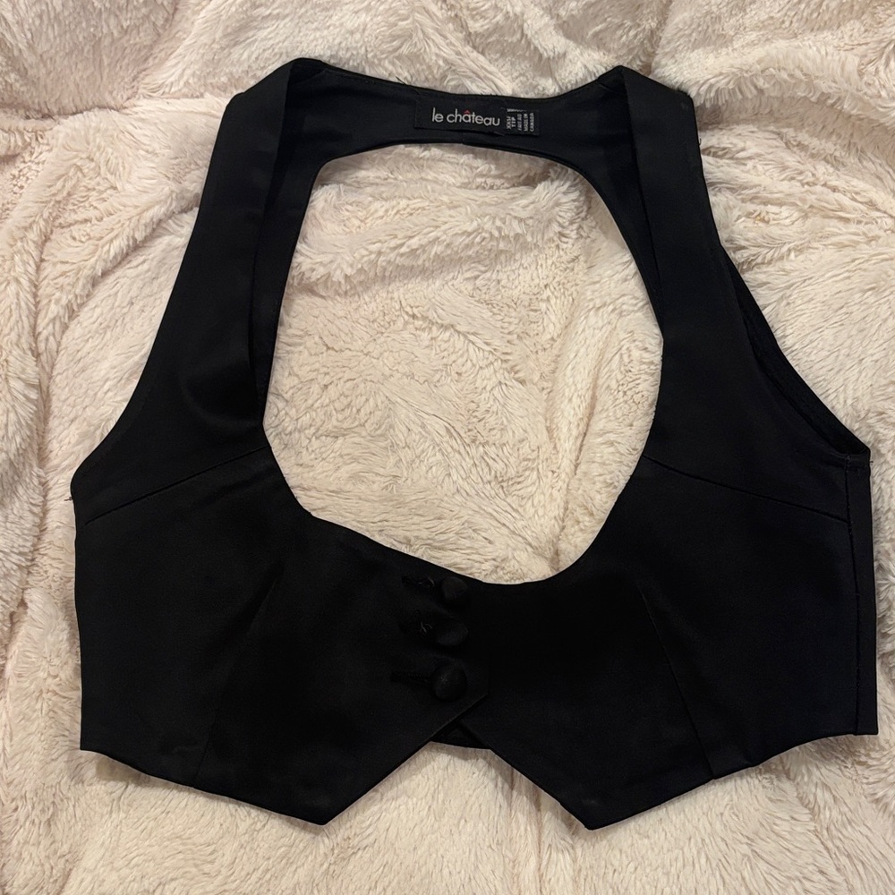 Le Chateau Elegant Black Buttoned Crop Top